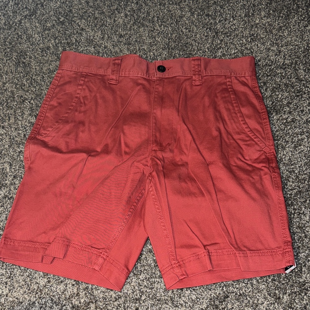 St. John's Bay Men's Salmon Flat Front Shorts